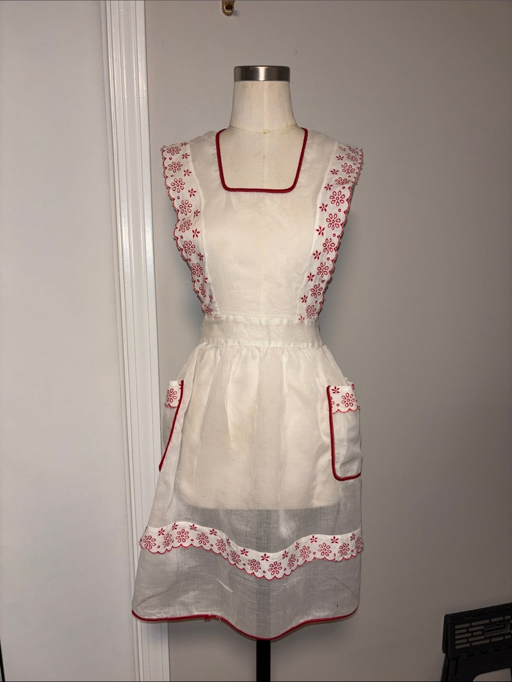 Vintage sheer embroidered full front apron